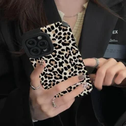 leopard pattern phone case for iphone 15 14 13 12 11 pro max 14 15 plus x xr xs max 12 13 mini 7 8 plus shockproof soft cover